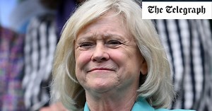 Sue Barker returns to Wimbledon in emotional interview with Roger Federer