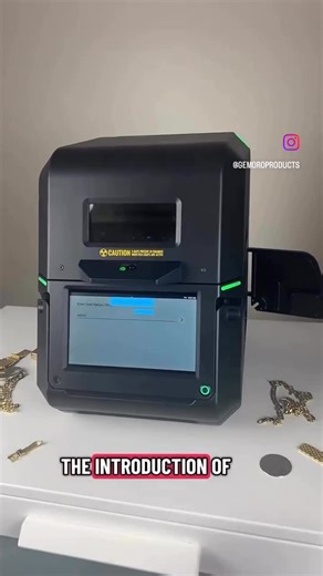 Sy Kessler Sales, Inc. on Instagram: "NEW GEMORO XRF ASSAY LAB DESKTOP GOLD & PRECIOUS METAL ANALYZER! Quickly and accurately test gold, silver, platinum, and even all of the stainless steel types including Rolex 904L—all without the mess of acid testing! ⚡ Whether you’re a jeweler, pawnshop, or watch dealer, this desktop XRF analyzer is the ultimate tool that will change your life! #GEMORO #GoldTester #SilverTester #PlatinumTester #GemoroXRF rolexauthentication"