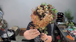 8.1K views · 70 reactions | Is football season a big deal in your home?! This wreath might need to be on your to-do lists! 珞珞珞 | Southern Charm Wreaths | Facebook