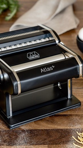 The rollers of the new Atlas allow you to prepare an additional pasta shape without purchasing other accessories: Spaghetti! Using the thickness of the 4 regulator, the new rollers will cut the pasta into a round section, creating Spaghetti, while if you roll it out at level 8-9, the same rollers will cut Tagliolini as usual 😉 #marcato #marcatopasta #pasta #pastamachine #marcatopastamachine #pastafresca #atlas #yourfoodstories #acquafarinamarcato #makepastanotwar | Marcato Pasta Machines