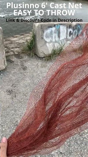 Throwing A 6' Plusinno Frisbee Style Cast Net - Super Easy!