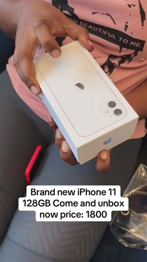 Unboxing the Brand New iPhone 11 128GB