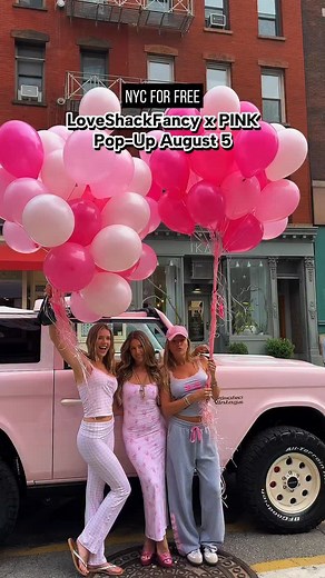 LoveShackFancy x PINK Pop-Up August 5 Step into the pink world of the new PINK x LoveShackFancy collection before it drops Aug 6! Get there early for free limited-edition PINK x LoveShackFancy gifts! First 100: Dog collectible First 1,500: Tote Enjoy a Lil Sweet Treat candy station snap a pic in the Photo Booth shop early and make a purchase for on-site embroidery & customization! If you love PINK & LoveShackFancy, don’t miss this one day pop-up! 📍 45 Grand St 🗓️ August 5 ⏰ 12 - 7 PM #nycforfr