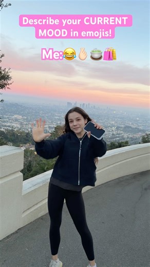 DOUBLE DUTCH BUS creds(@Emma_and_Georgia )