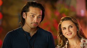 Love is a trip worth taking. A Tourist's Guide to Love starring Rachael Leigh Cook premieres April 21. | Netflix