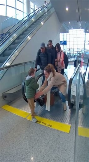 Escalator Malfunction 😱 Toddler in Danger — Mom’s Split Save! ✈️🔥#shorts #viral #airport #drama