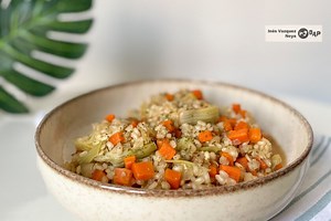 Arroz integral con alcachofas, un plato de cuchara para días de frío, saludable y reconfortante