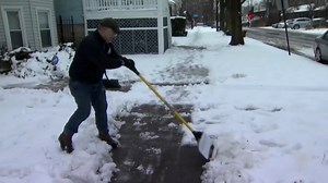 7 Tips To Stay Safe While Shoveling