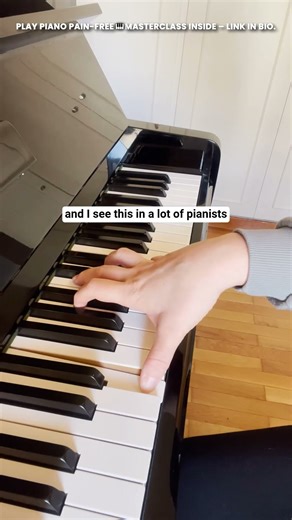 Why Your Hand Position Is Hurting Your Octaves #learnpiano