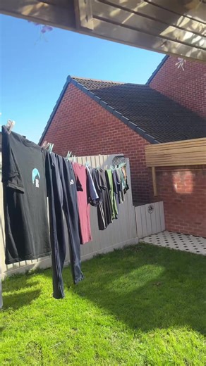 Explore the Benefits of Retractable Washing Lines