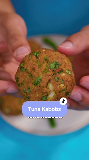 Spreading holiday joy, one delicious bite at a time! 🎄✨ Today, I'm thrilled to share my mouth-watering Tuna Kabob recipe, featuring delicious, sustainably sourced, wild-caught tuna from @Wild Planet Foods . 🐟🌿 When it comes to choosing ingredients, I'm all about quality and conscience. Wild Planet not only delivers on taste but also aligns with my values for environmental responsibility. Their commitment to preserving our oceans makes every dish prepared with their tuna extra special. 🌊🌎 Jo
