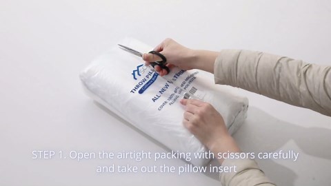 Sasttie 18x18 Pillow Inserts Set of 4, 18 x 18 Throw Pillow Insert 4 Pack, 18 by 18 Pillow Insert for Bed Couch and Sofa, Machine Washable Decorative Throw Pillows, White