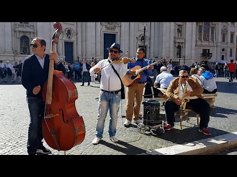 Street Musicians | Buskers | Piazza Navona | Rome, Italy (1080p)