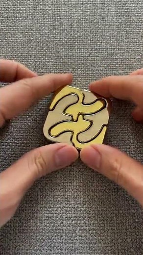 How to solve the Hanayama Cast Square in 1 second