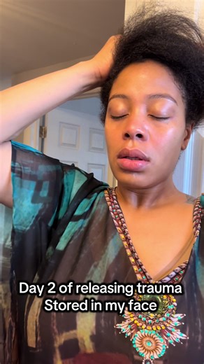 Releasing trauma stored in my facial fascia… Years of holding it together… stored right here in my face. Today I let my body soften. Comment “HEAL” if you’re interested in joining my upcoming Zoom healing circles. I’ll be teaching body-based release techniques creating a safe space for women to reconnect with their bodies and build real community. ✨ #somatichealinga #traumareleaser #nervoussystemregulationl #holistichealing #fyp