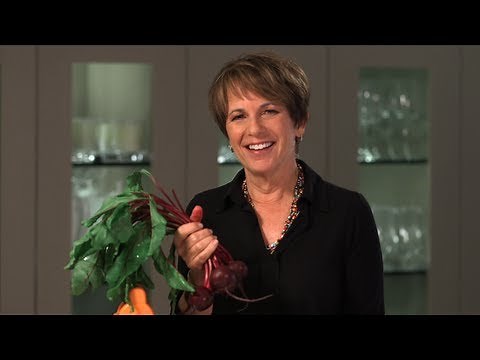 How to make a fresh and delicious raw beet salad | Herbalife Nutrition