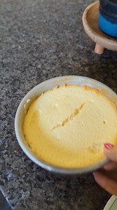 180K views · 720 reactions | Keto Flan de Ricota sin azúcar agregada y bajo en carbohidratos. - 15 onz de queso ricotta - 2 huevos - 1/2 taza de endulzador - 1/4 cucharadita de sal - 1 cucharadita de extracto de vainilla o almendras. Mezcla todo, coloca la mezcla en el molde con "caramelo" (lo hago con alulosa) y lleva al horno por 75 minutos a 350 en baño de María. Use un molde de 6". ¡Que lo disfrutes! | Carol Ramírez | Facebook
