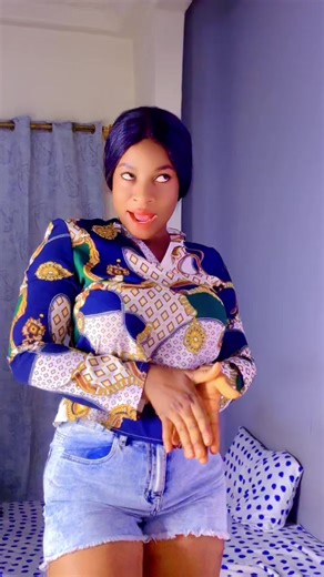 Vidéos de Hawa Camara officiel 🎤❤️‍🔥 (@hawacamaraoffciel) avec son original - Queen hitman