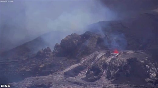 2.7K views · 51 reactions | The Kilauea volcano erupted, spewing lava up to 330 feet (100.5 meters) into the air. Another eruption is expected next week. #Kilauea | DDNewsLive | Facebook