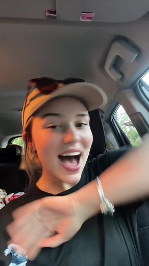 Understanding Australian Sign Language (Auslan) Differences