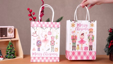 Motipuns 30 Pcs Christmas Nutcracker Gift Bags with Handle Pink Diamond Plaid Nutcracker Snowflake Goodie Bags Bulk Christmas Paper Party Treat Bag for Xmas Party Supplies Decoration