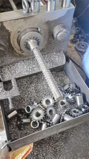 Spline Broaching Gear Shaft | Precision Cutting #Shorts #welding