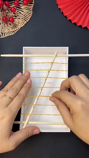Crafti Master on Instagram: "Make your own little musical instrument and try a rubber band version of "Cloud Palace Melody"! #ParentChildCrafts #DIYCrafts #KindergartenCrafts"