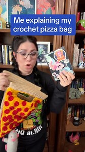 293K views · 4K reactions | I need everyone to know about this bag 浪 crochet pattern by Knotted Neon #crochet #crocheting #crochetbag #pizzabag #crochetpizza #pizza #pizzaislife #mastersplinter #tmnt #crochetpizzabag #hazbinhotel #vivziepop | Hooks & Twists | Facebook