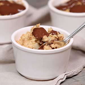 Pear Crumble Topped With Chocolate Custard Full recipe: https://taste.md/2gprUXP Download our app for more delicious recipes! https://taste.md/2bc3sEg | Tastemade UK