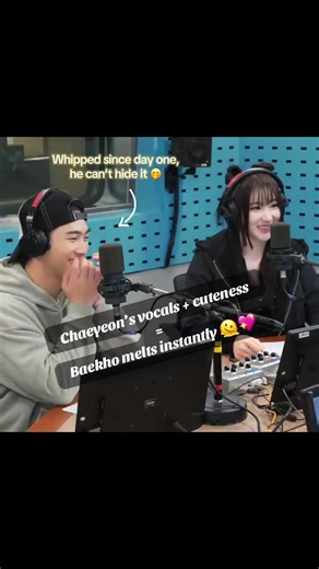 Baekho Melts at Chaeyeon's Cute Vocals