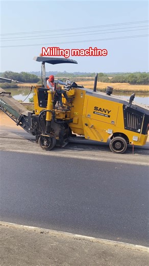 milling machine #constructionlife #automobile #machinereels #asphaltmilling #jcb #constructionreels
