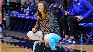 UWF Volleyball: Melissa Wolter still chasing more in 20th season of coaching career