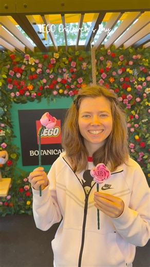 Build & Take Home a FREE LEGO Rose 🌸✨