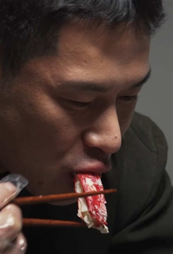 Delicious King Crab Experience in Mukbang Style