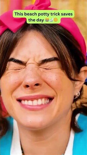 Potty time at the beach — a genius parent hack 🏖️🚽😆 #parenthacks #funny