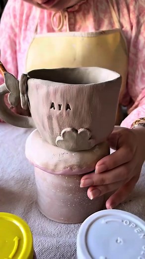 واحدة من ورشات صناعة المجات الفريدة