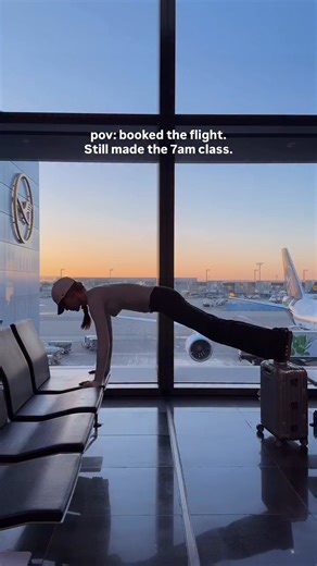 BVIRAL on Instagram: "😮 #BVIRAL (@johannaelisefischer) Airport Layover Lagree Workout with a Carry On"