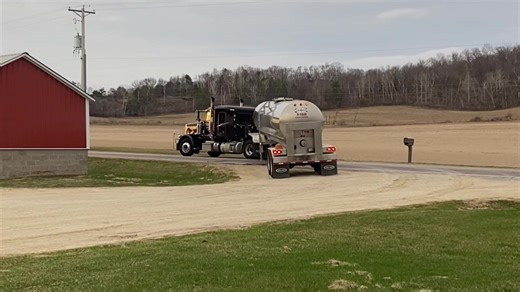 10K views · 937 reactions | Welcome to our dairy farm 﫶 I’m Annaliese and this is my husband, Tom. Farming is what we love. It’s more than a job, it’s a lifestyle. We are happy to share a glimpse of it with you. Questions? Drop them below ⬇️ Website: annaliesewegner.com Instagram: @modfarmchick YouTube: @wegnerlanndairy Merch: https://farmfocused.com/modern-day-farm-chick/ | Modern-day Farm Chick | Facebook