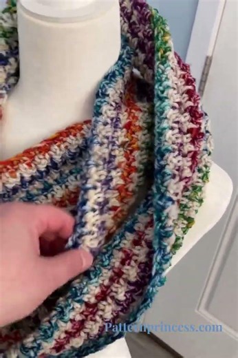 Beginner Infinity Scarf Crochet Pattern Frost Blossom Collection using Easy Lemon Peel Stitch
