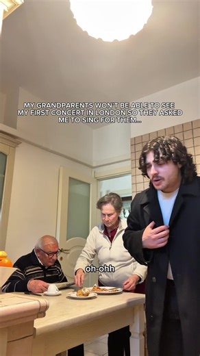 Fun fact my grandpa was also a musician when he was young #hollow #singing #reaction #grandpa #grandparents