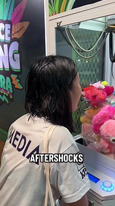 From DEMURE to MAOY! 😑😎 Sayang wala nakwaan pagdaug ko STUFF TOY 🧸 #clawmachine #hosttwinkle #RobinSienna #masskarafestival2025 | Twiinkle Laud