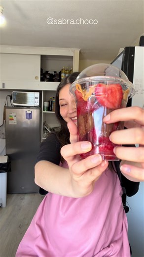 Venta de Frutillas Dubai este Domingo en San Pedro