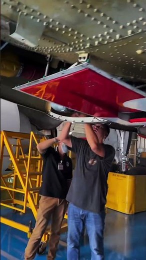 Airbus A320 Engine Maintenance | Bleed Air System Explained | Aircraft Engineering