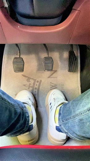 Start a manual transmission car in super simple 5 steps #driving#manual#car#tips#skills#learncar#carsoft