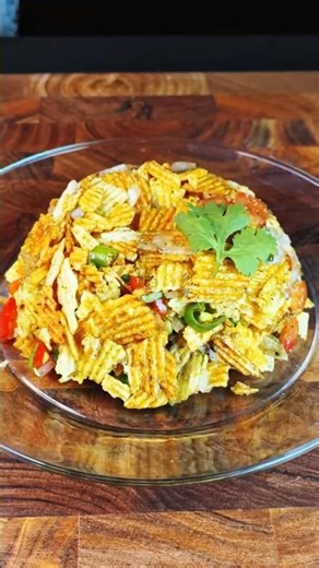 Crispy Lays Chaat – Crunchy, Spicy & Super Addictive! 🌶️🥔