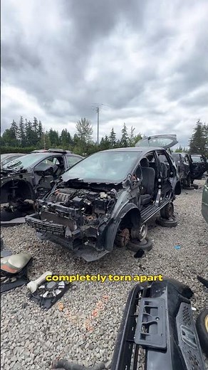 Pick-n-pull trip to fetch missing parts on my Honda Fit! #picknpull #junkyard #hondafit #diymechanic