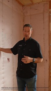 Here’s The Build Show’s Matt Risinger on why he prefers ProPink® L77 for blown walls. #insulation | Owens Corning Residential Insulation