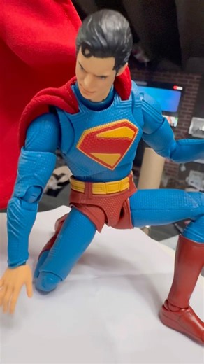 CHRIS Collector #unboxing S.H.Figuarts Superman – Is This the Ultimate Man of Steel Figure?!