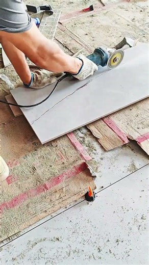 Is it easy to tile, draw lines, and cut bricks like this