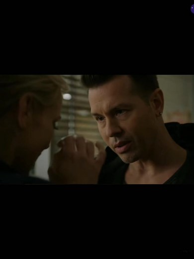 Antonio Dawson and Sylvie Brett Moments - Chicago Fire